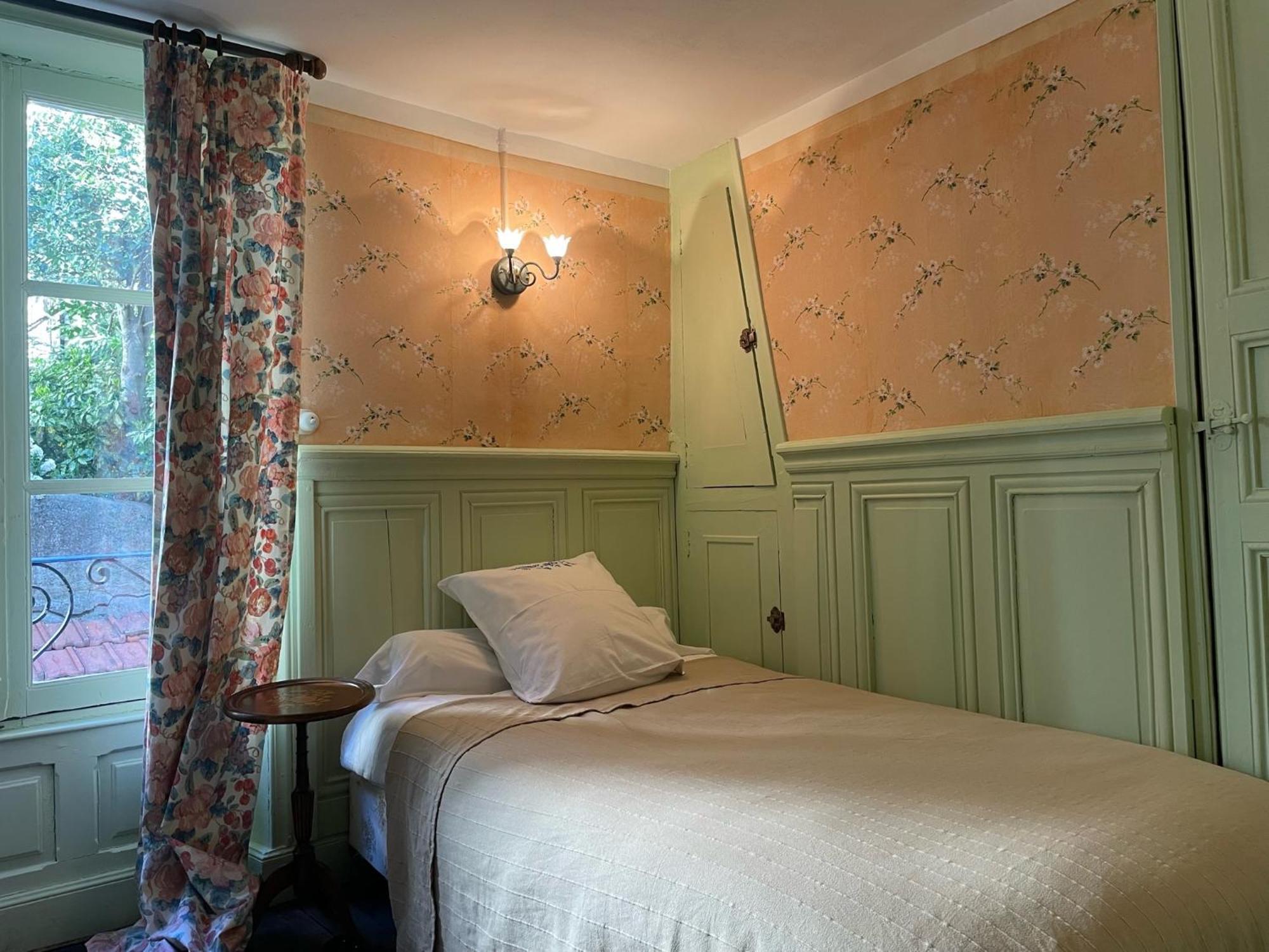 Epicerie Vieille Du Puy En Velay Hotel Le Puy-en-Velay Quarto foto